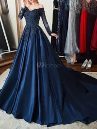 Kigali Women Ceremony Dress available online in Rwanda